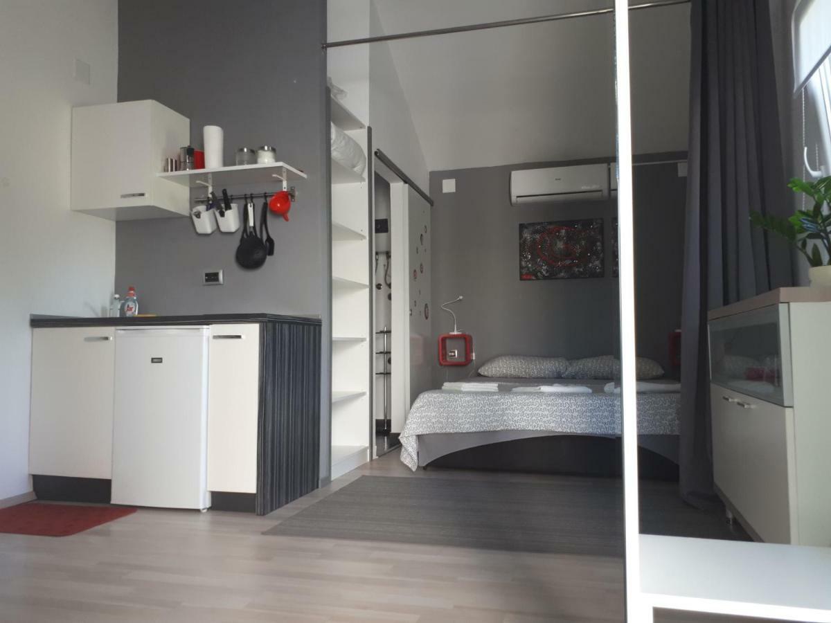 Studio Apartman Splash 普耶斯察纳乌瓦拉 外观 照片